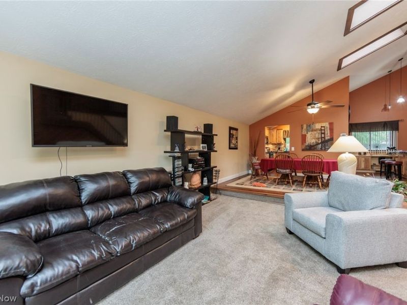 20757 Parkwood Lane, Strongsville, OH 44136 Photo 6