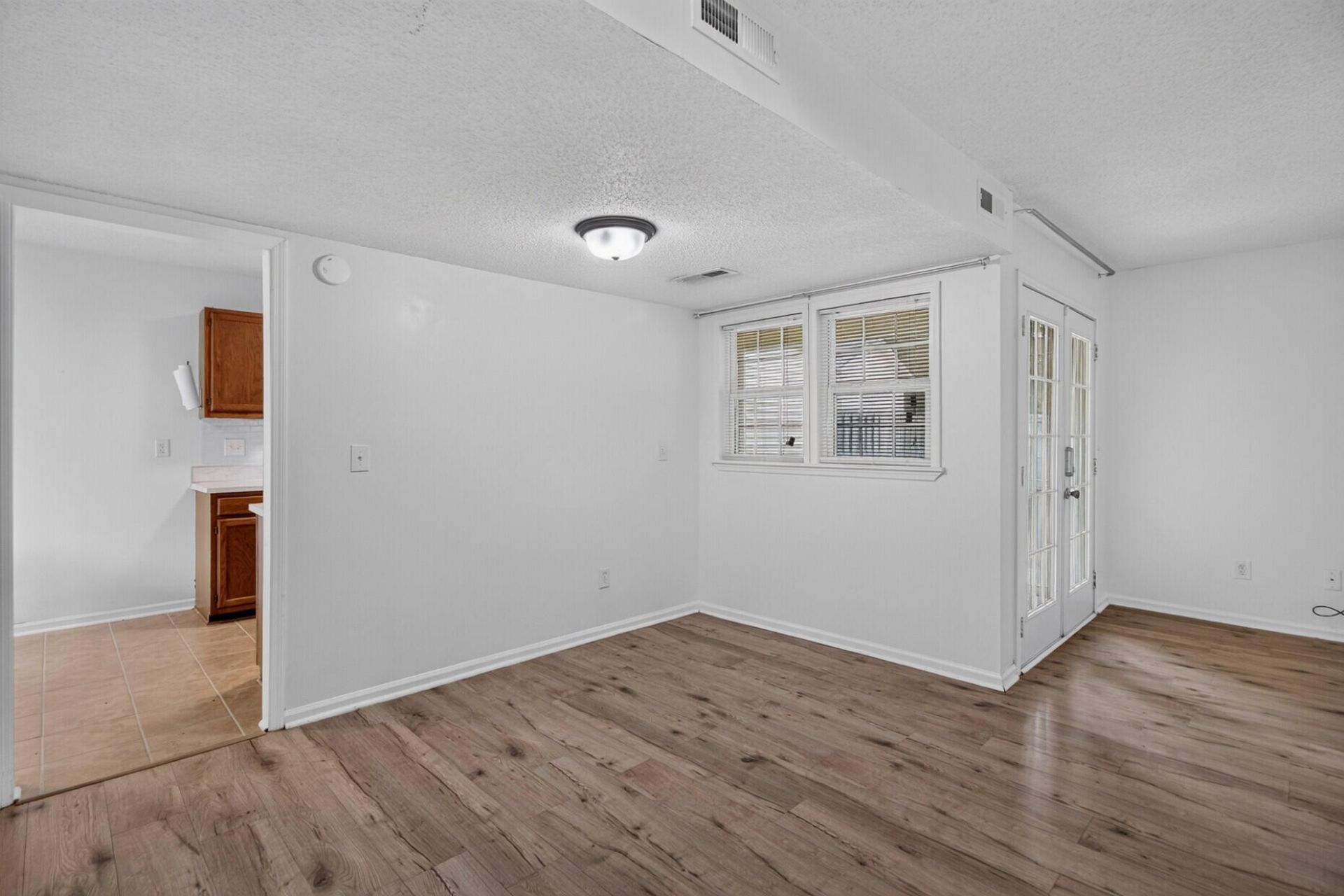 91 Indigo Lane Photo 10