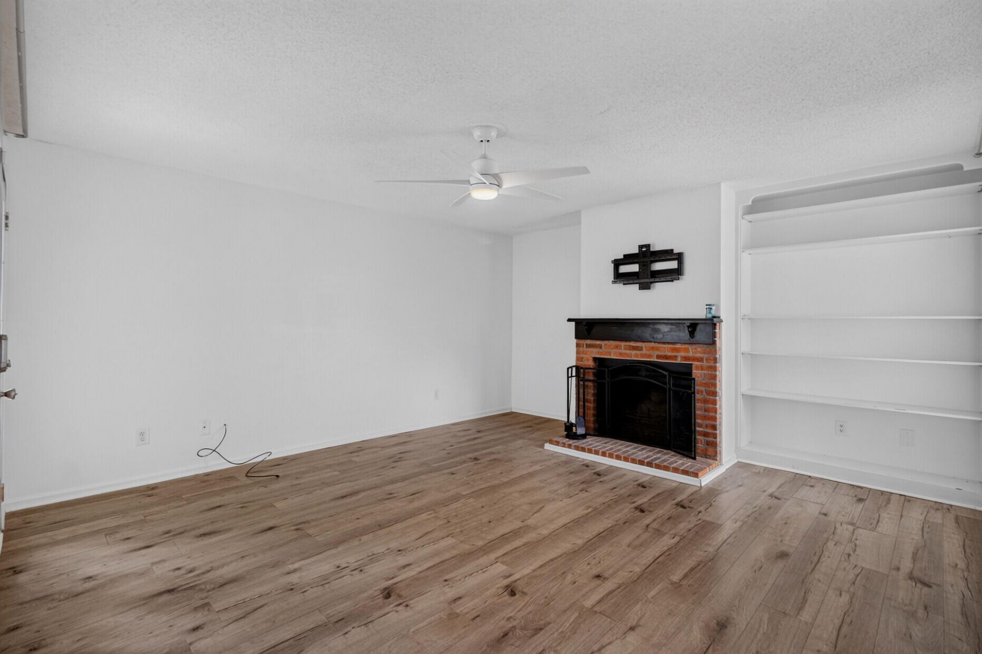 91 Indigo Lane Photo 7