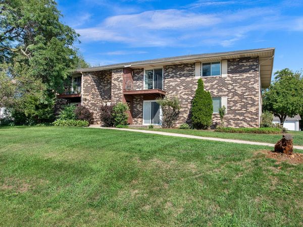 4909 Scotts Way, Unit 202, Caledonia, WI 53402