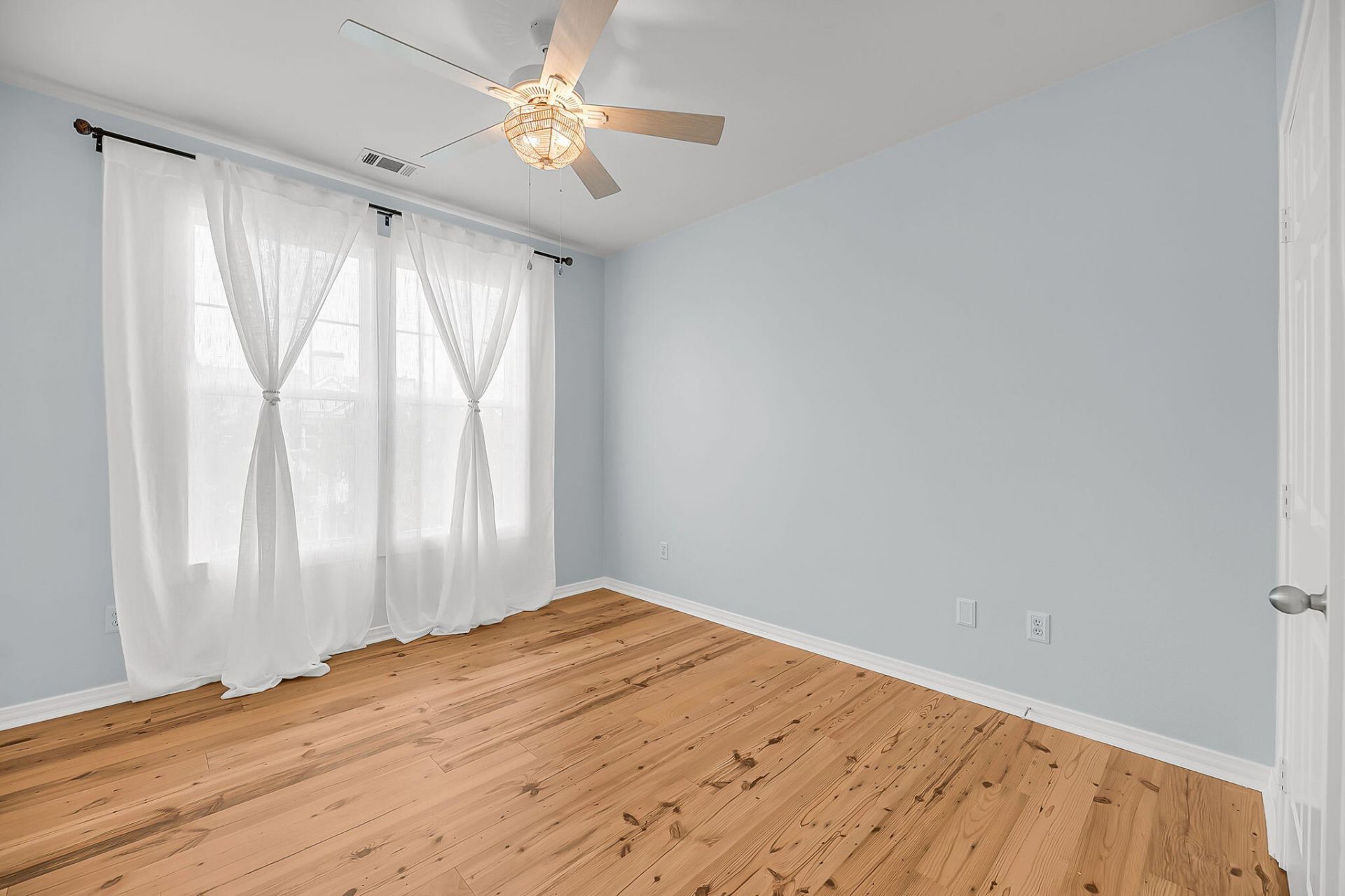 130 River Landing Drive Photo 19