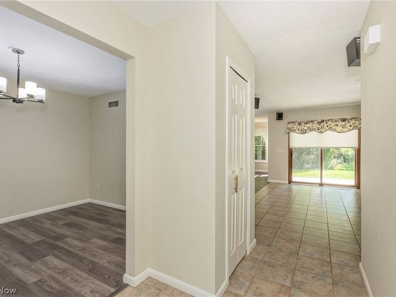 6635 Liberty Road, Solon, OH 44139 Photo 14