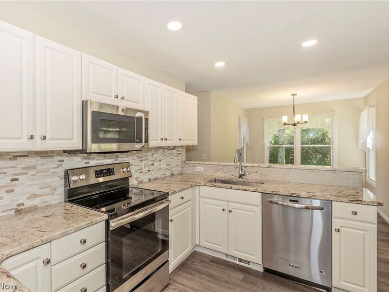 6635 Liberty Road, Solon, OH 44139 Photo 17