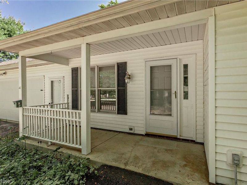 6635 Liberty Road, Solon, OH 44139 Photo 2