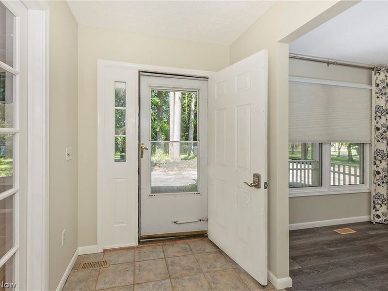 6635 Liberty Road, Solon, OH 44139 Photo 3