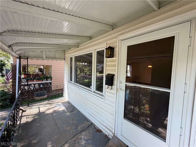 8305 Vineyard Avenue, Cleveland, OH 44105 Photo 8