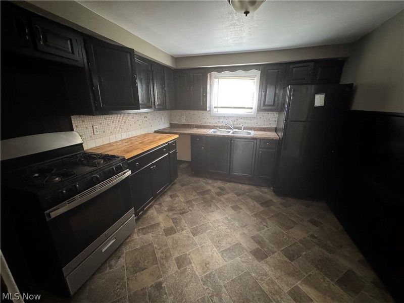 2982 Martin Luther King Jr Drive, Unit Up, Cleveland, OH 44104 Photo 4