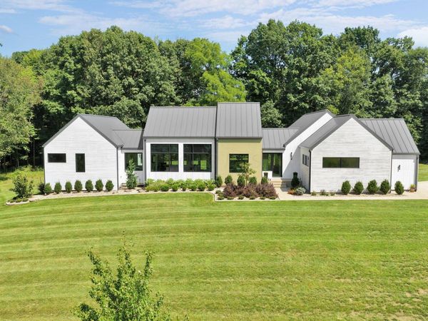 104 Apple Valley Lane , Granville, OH 43023