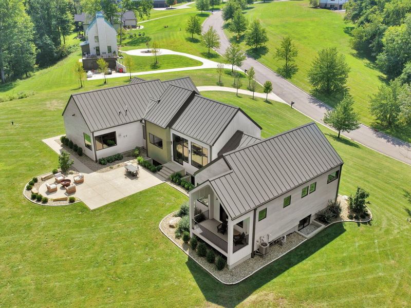 104 Apple Valley Lane, Granville, OH 43023 Photo 2