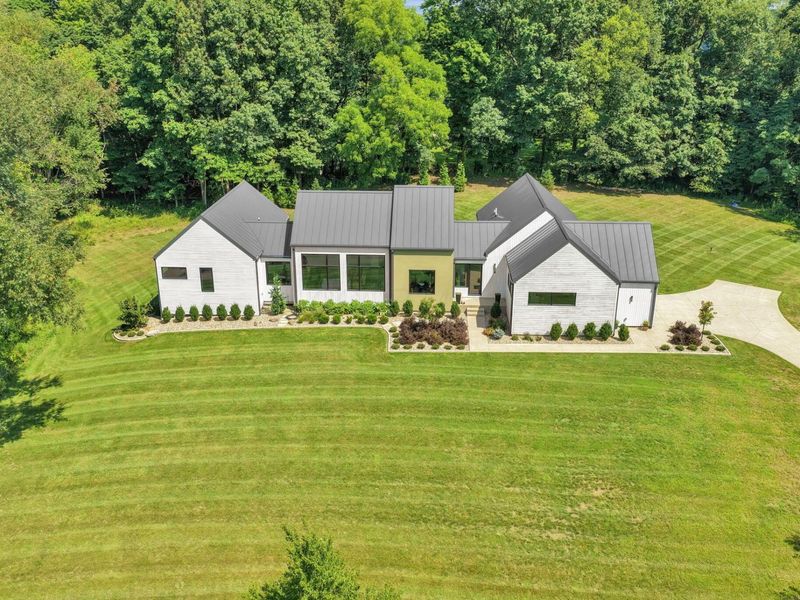 104 Apple Valley Lane, Granville, OH 43023 Photo 4
