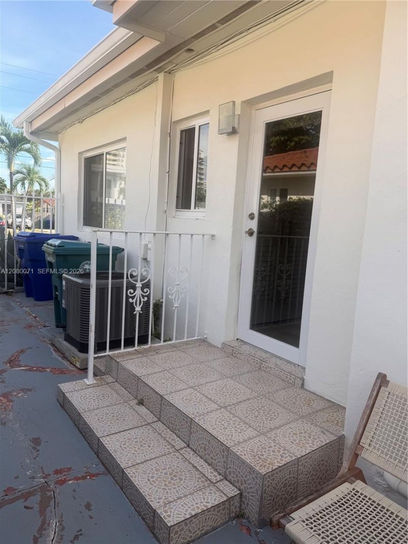 2936 SW 23rd St, Miami, FL 33145 Photo
