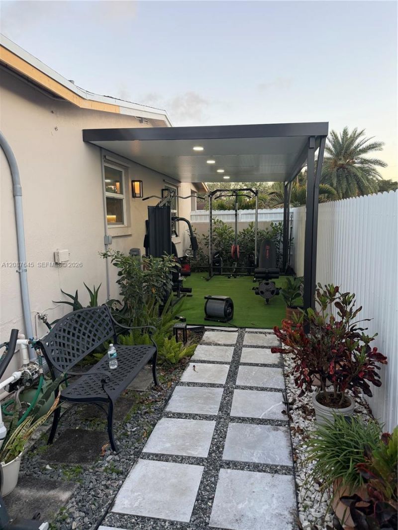 7767 Meridian St, Miramar, FL 33023 Photo