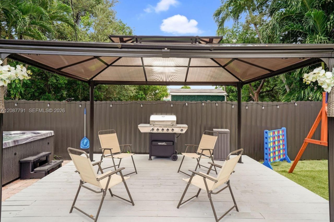 2852 Washington St, Unit ., Hollywood, FL 33020 Photo