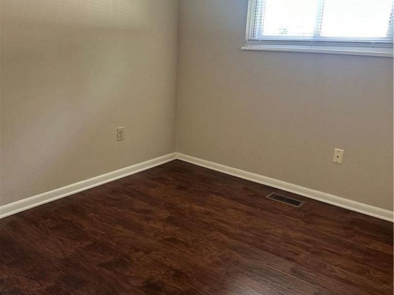 3912 Raymond Drive, Enon Vlg, OH 45323 Photo 9