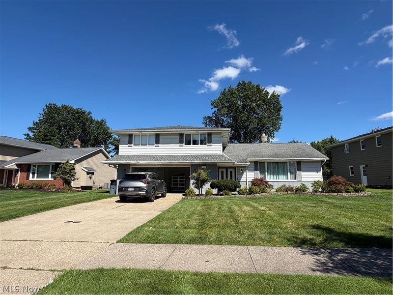 1905 Camberly Drive, Cleveland, OH 44124 Photo 1