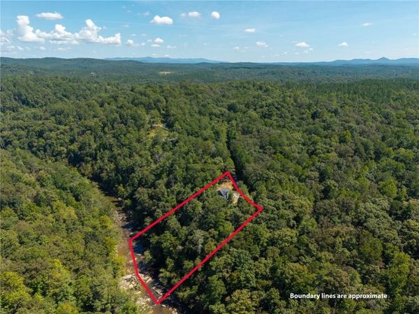1275 Marie Drive, Talking Rock, GA 30175