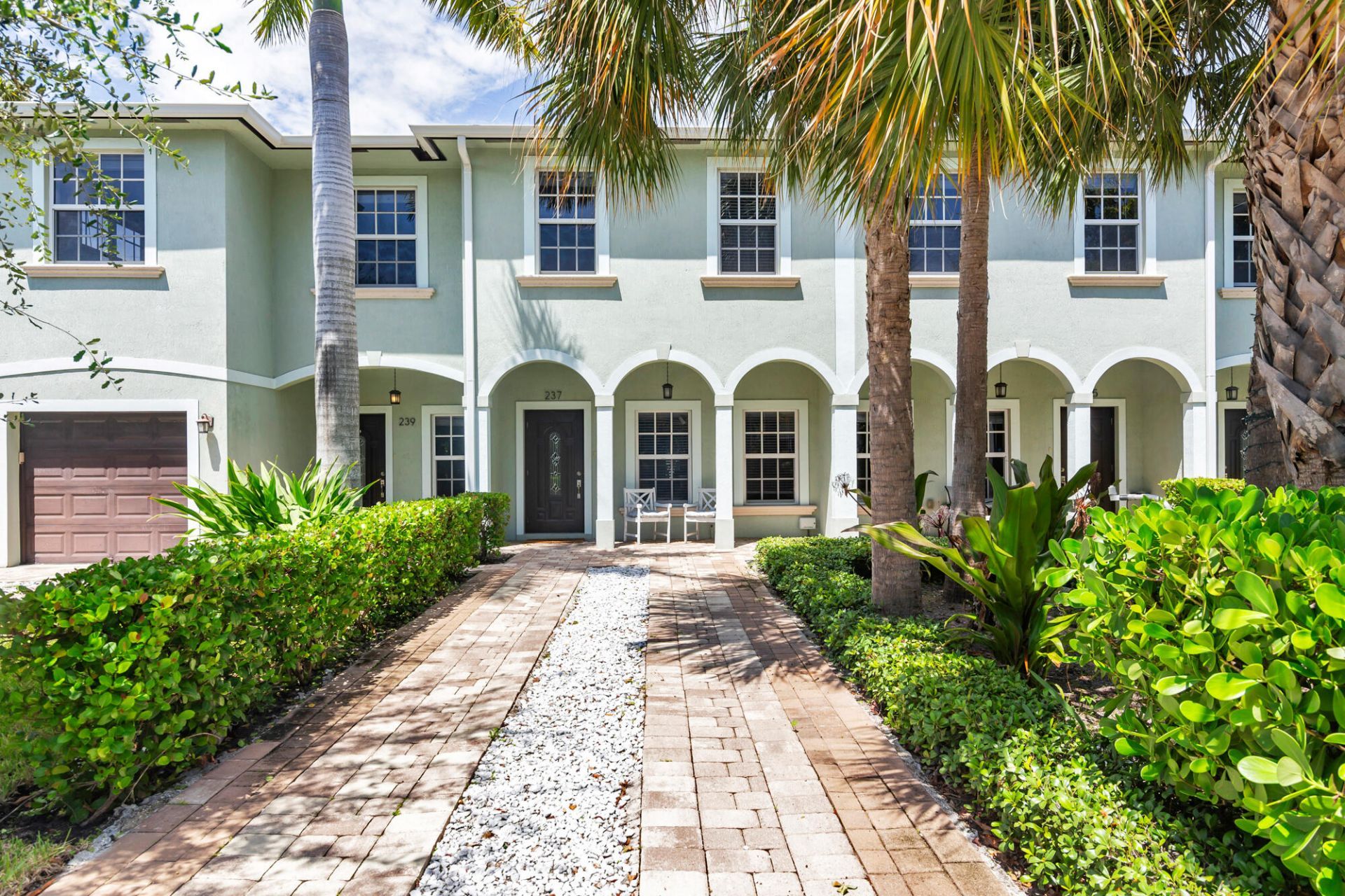 233 Malverne Road, Unit 233, 235,, West Palm Beach, FL 33405 Photo