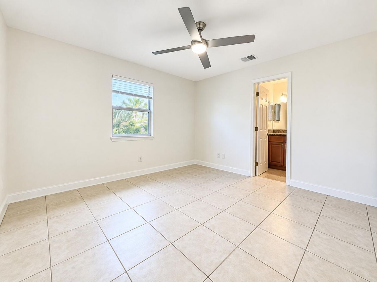 3438 SE Iris Street, Stuart, FL 34997 Photo