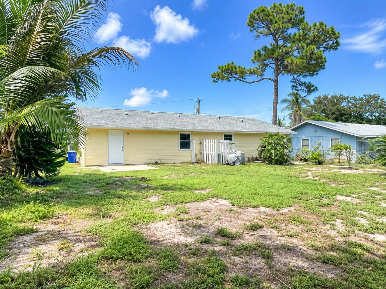 3438 SE Iris Street, Stuart, FL 34997 Photo
