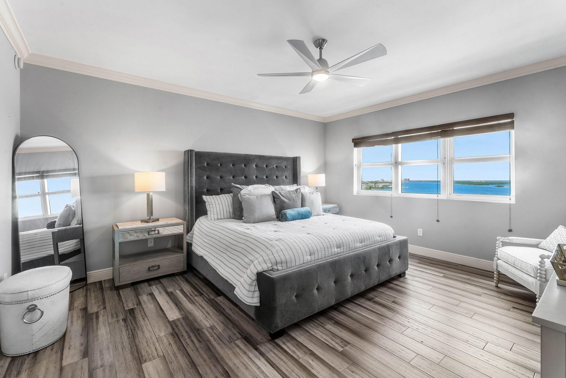 2650 Lake Shore Drive, Unit 2102, Riviera Beach, FL 33404 Photo