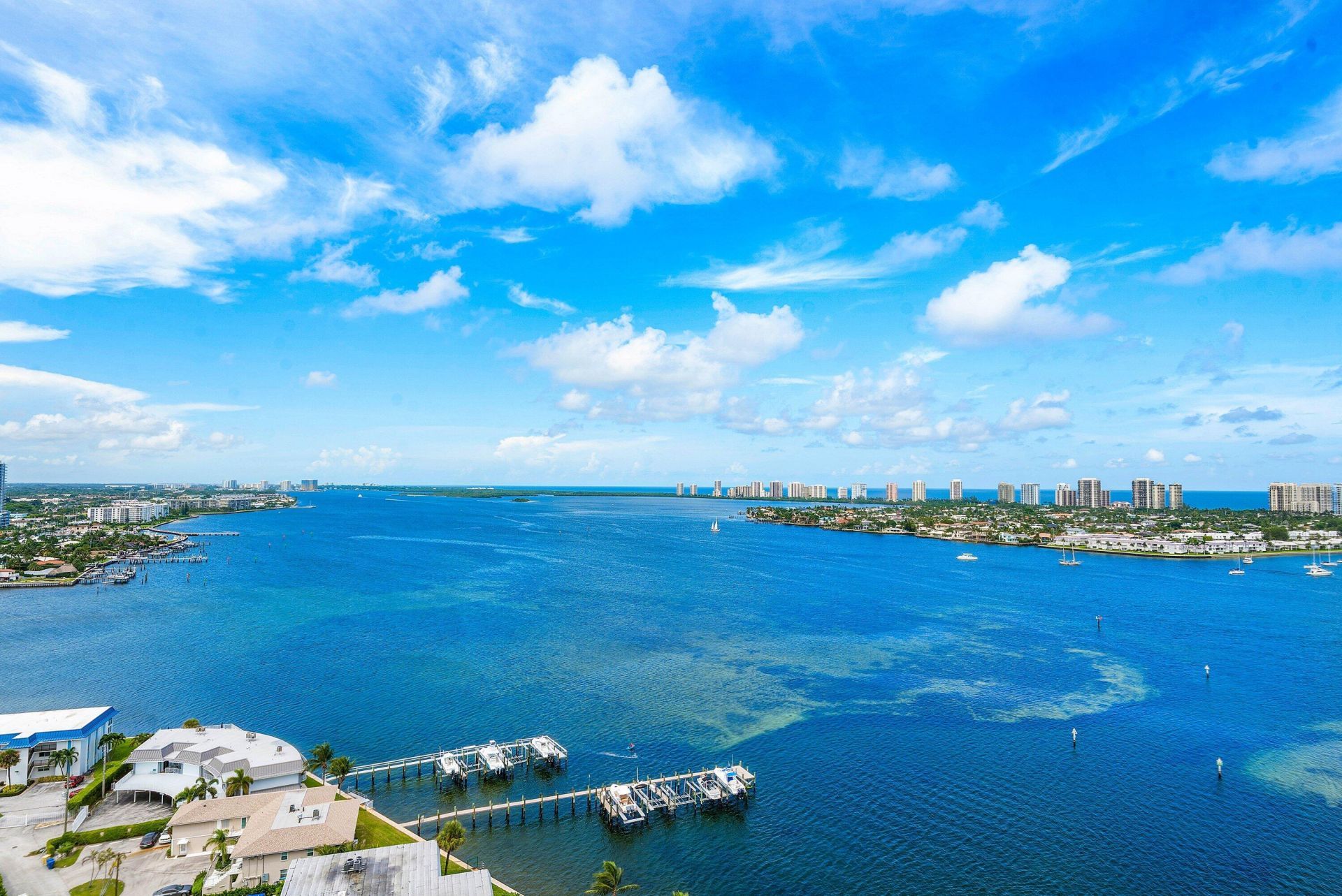 2650 Lake Shore Drive, Unit 2102, Riviera Beach, FL 33404 Photo