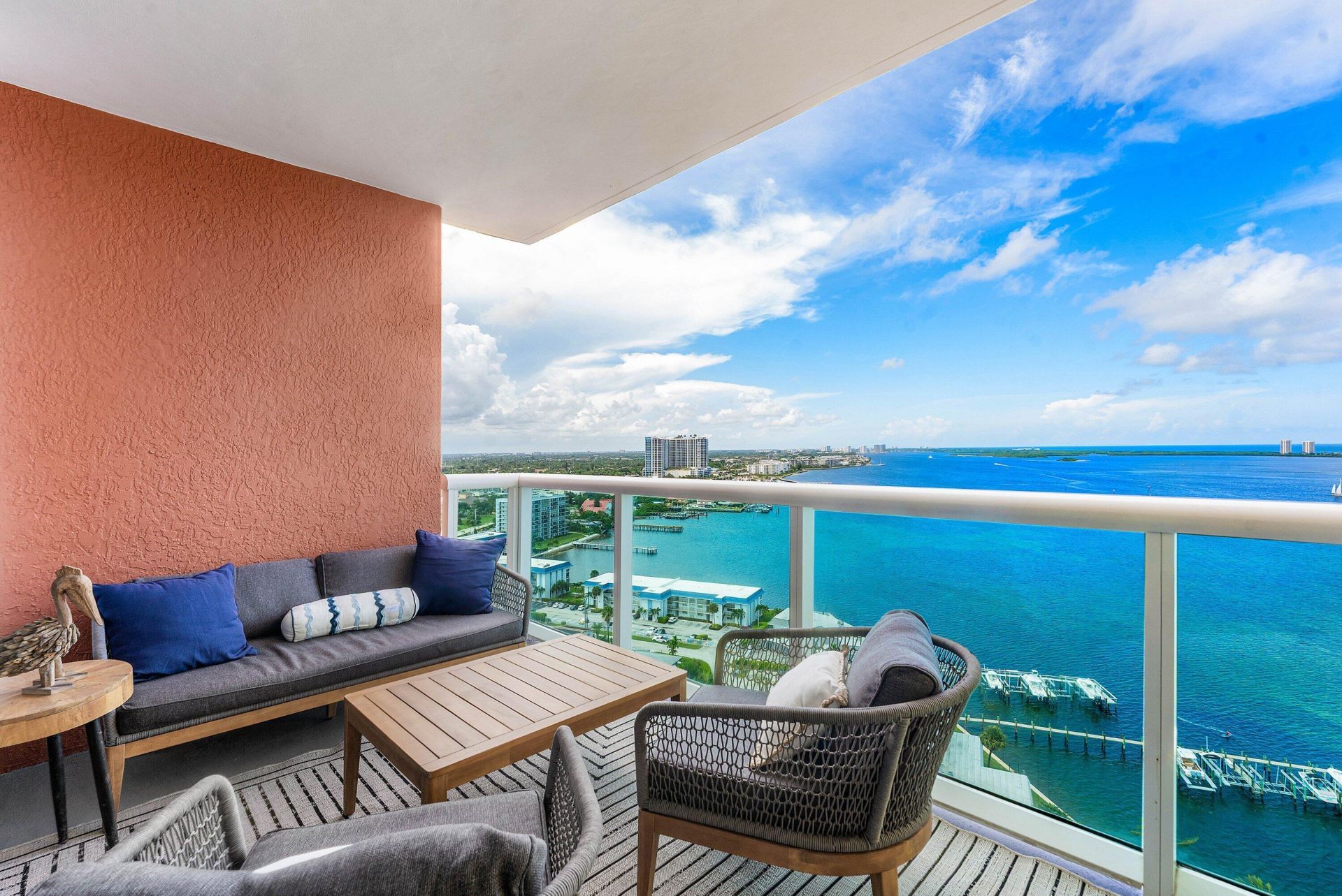 2650 Lake Shore Drive, Unit 2102, Riviera Beach, FL 33404 Photo
