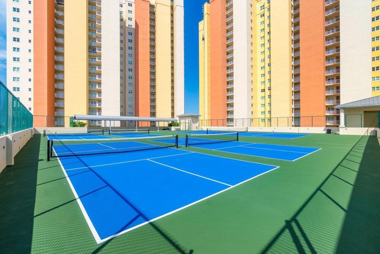 2650 Lake Shore Drive, Unit 2102, Riviera Beach, FL 33404 Photo