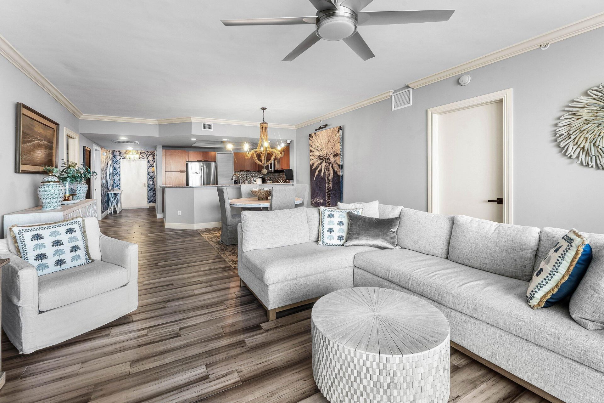 2650 Lake Shore Drive, Unit 2102, Riviera Beach, FL 33404 Photo