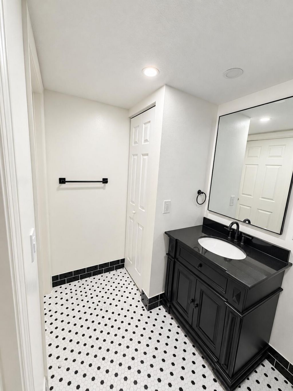 4241 San Marino Boulevard, Unit 206, West Palm Beach, FL 33409 Photo