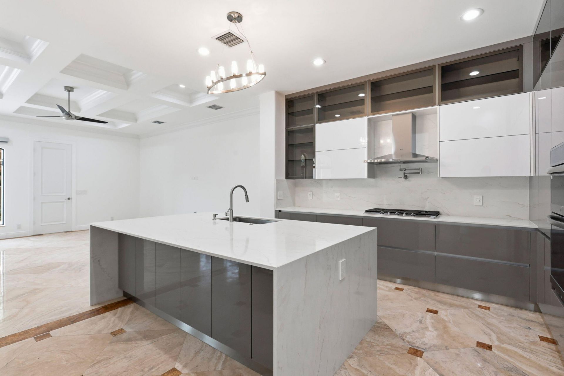 260 NE Wavecrest Court, Boca Raton, FL 33432 Photo