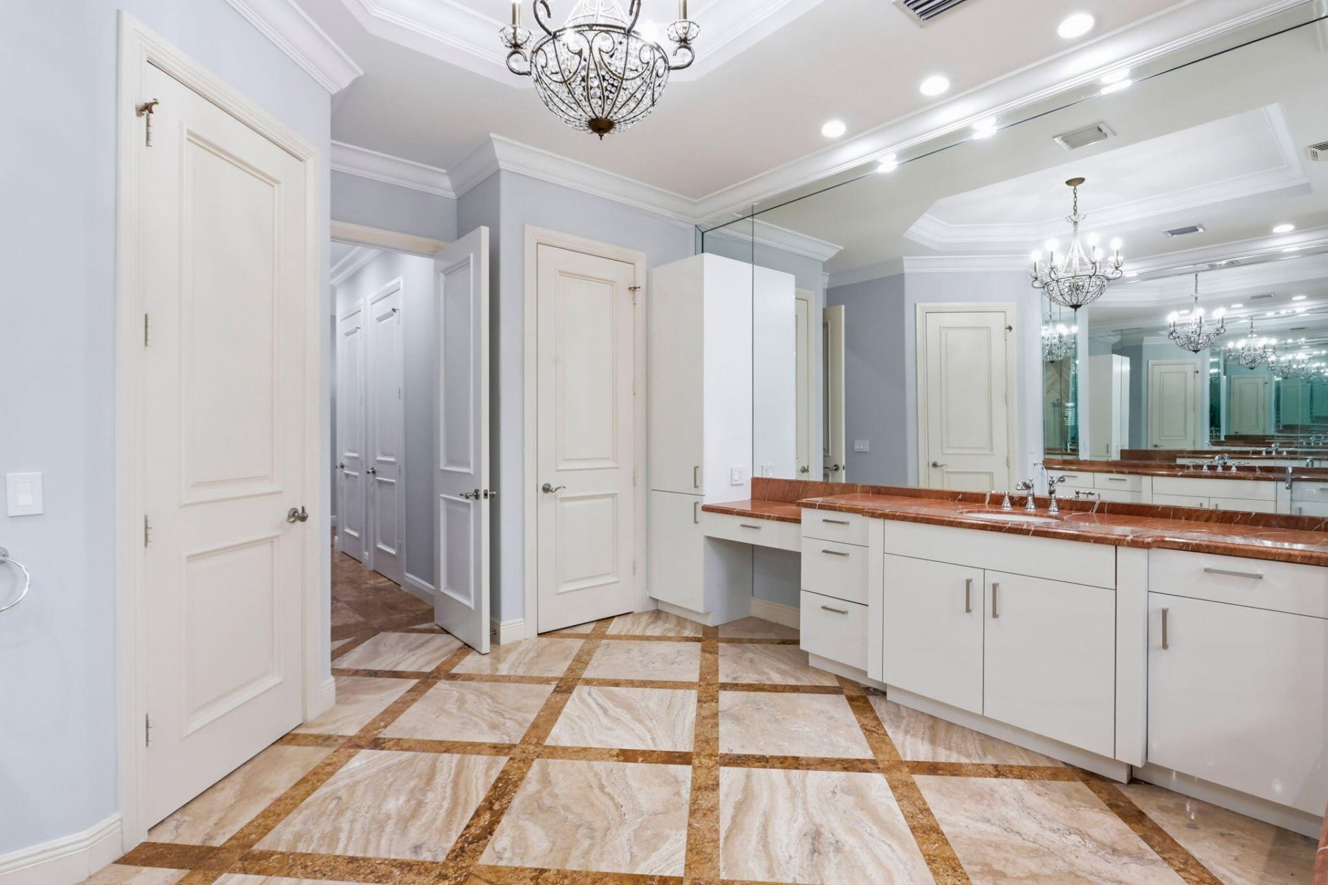 260 NE Wavecrest Court, Boca Raton, FL 33432 Photo