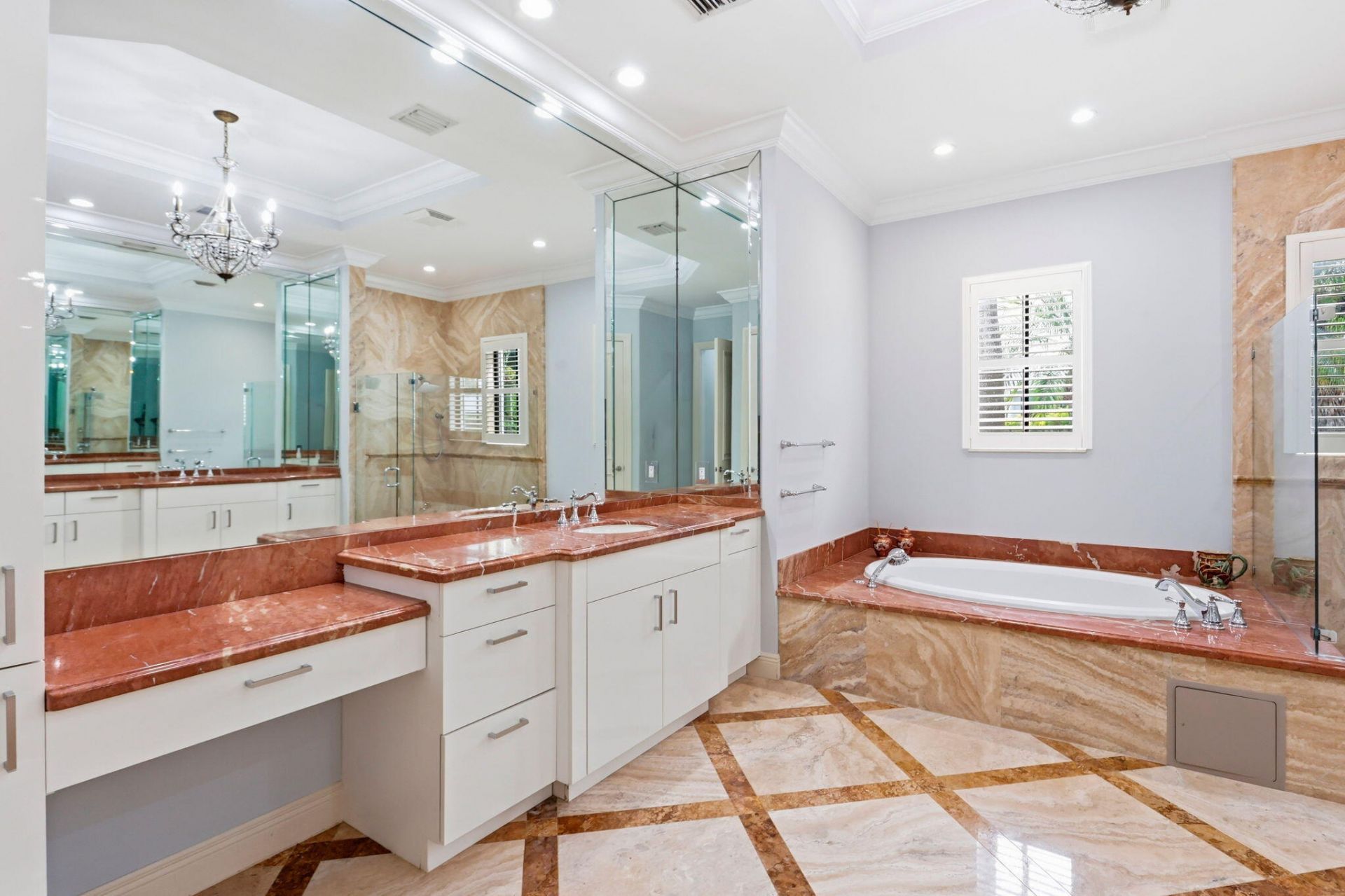 260 NE Wavecrest Court, Boca Raton, FL 33432 Photo
