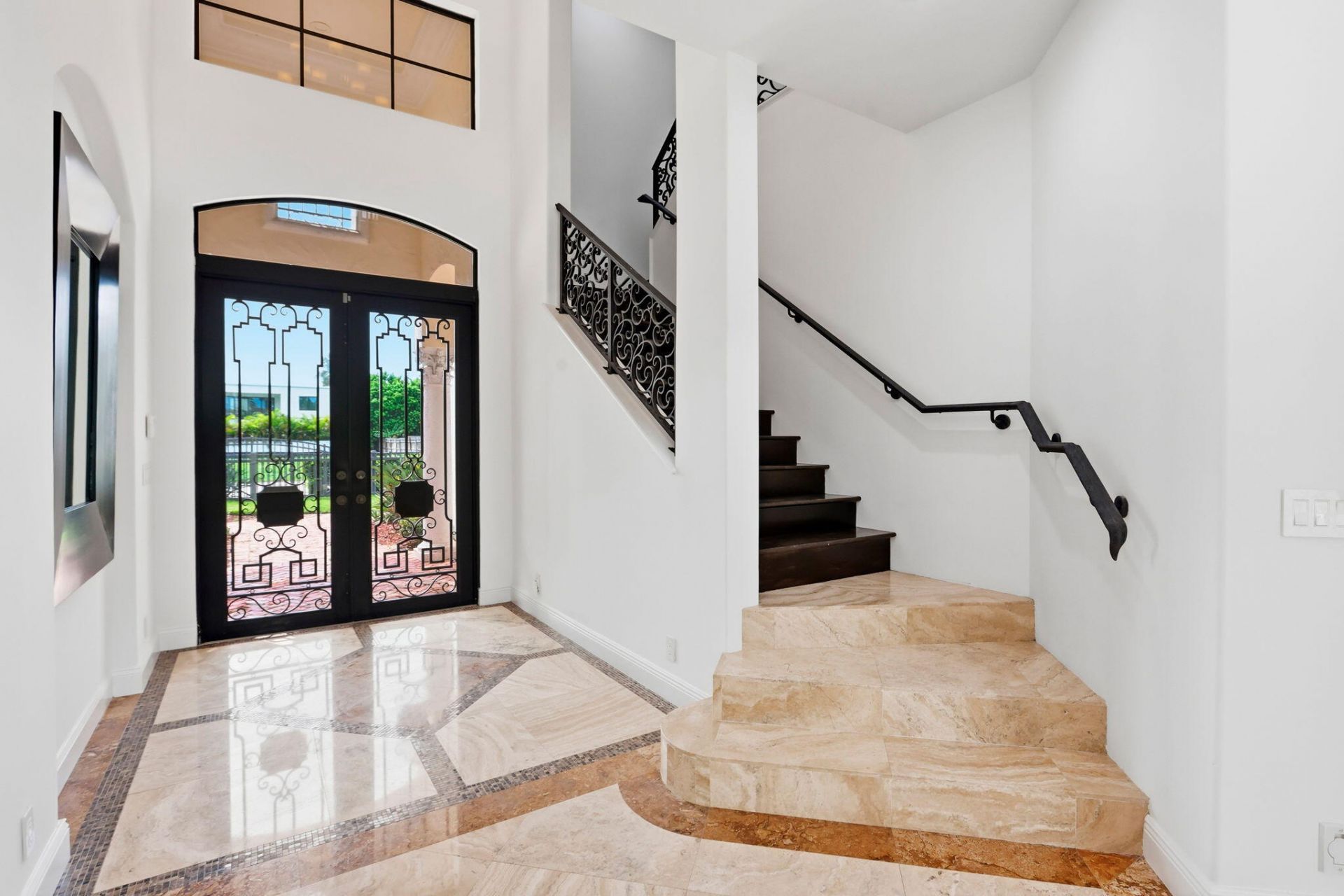 260 NE Wavecrest Court, Boca Raton, FL 33432 Photo