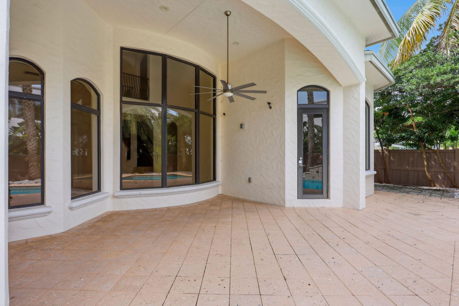 260 NE Wavecrest Court, Boca Raton, FL 33432 Photo