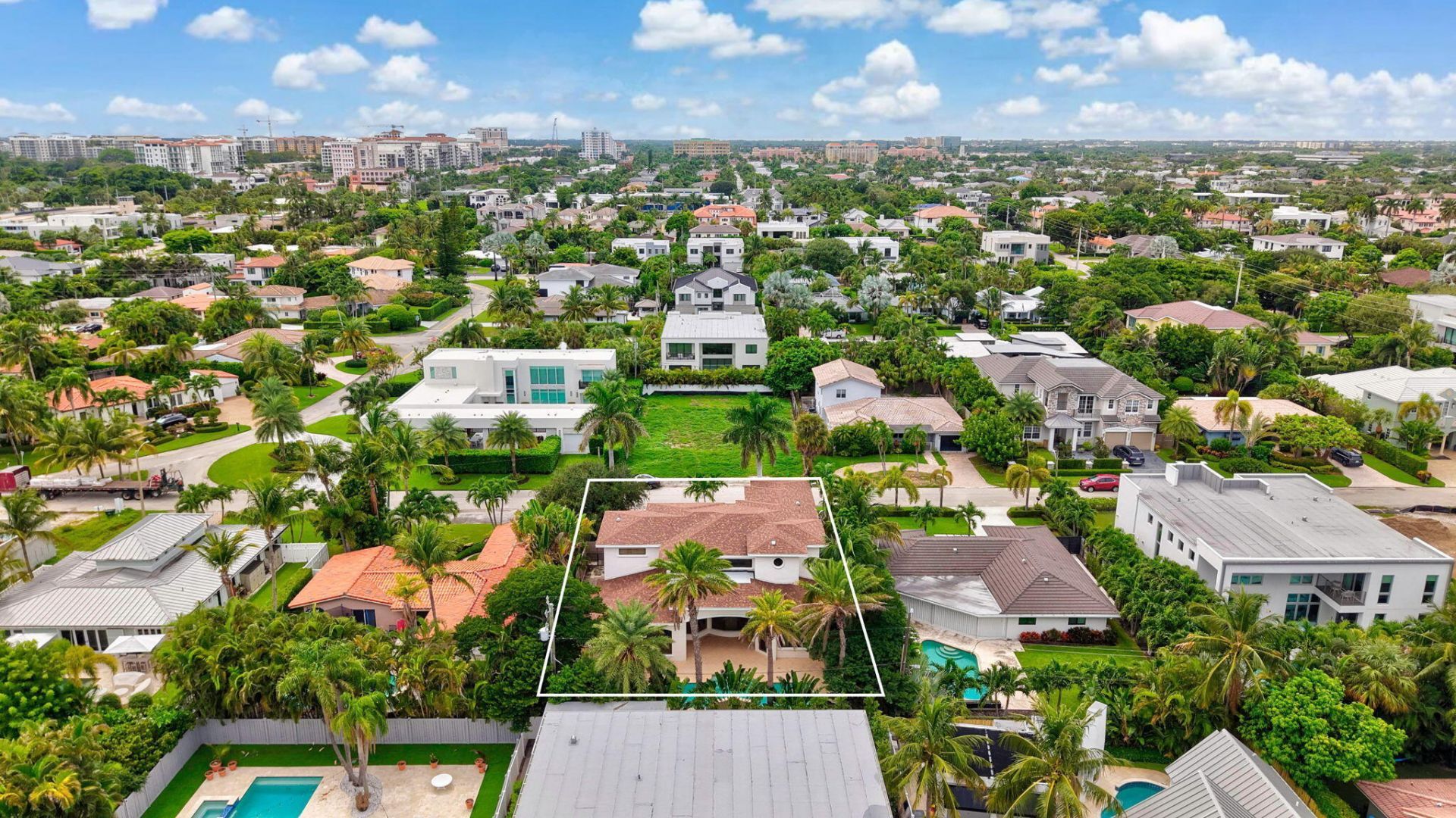 260 NE Wavecrest Court, Boca Raton, FL 33432 Photo