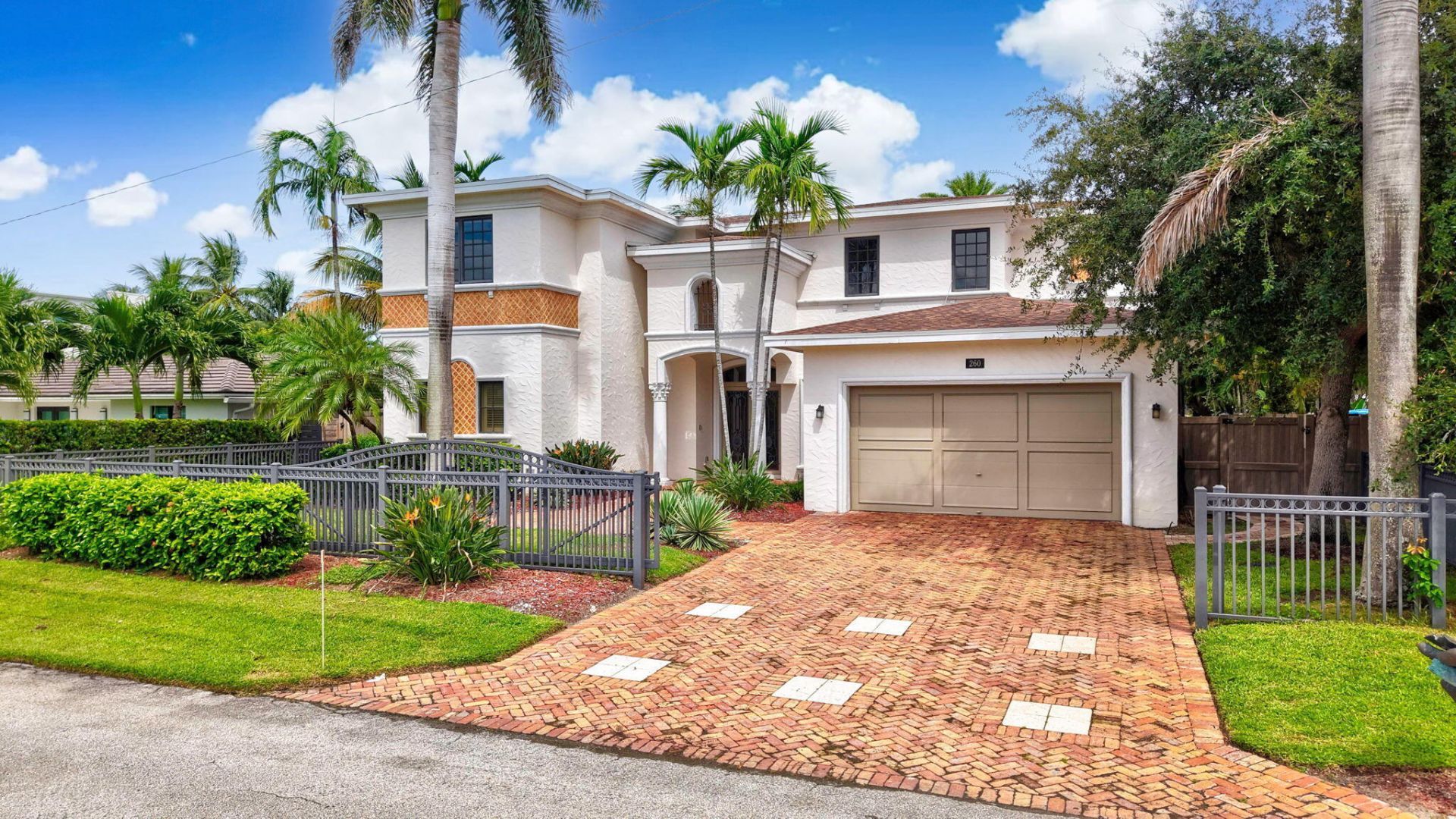 260 NE Wavecrest Court, Boca Raton, FL 33432 Photo