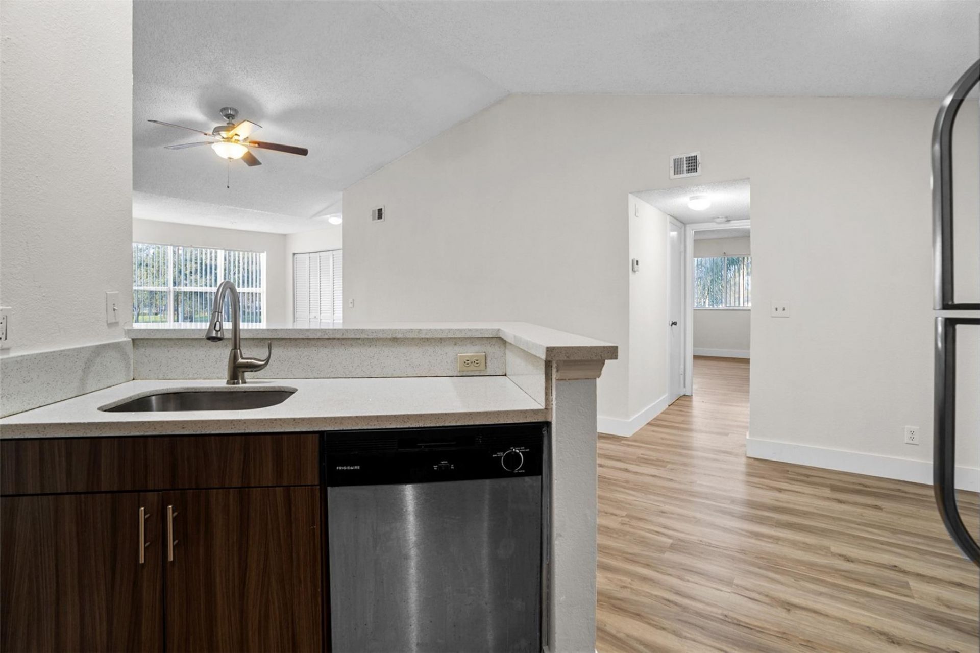 12730 Vista Isles Drive, Unit 821, Sunrise, FL 33325 Photo