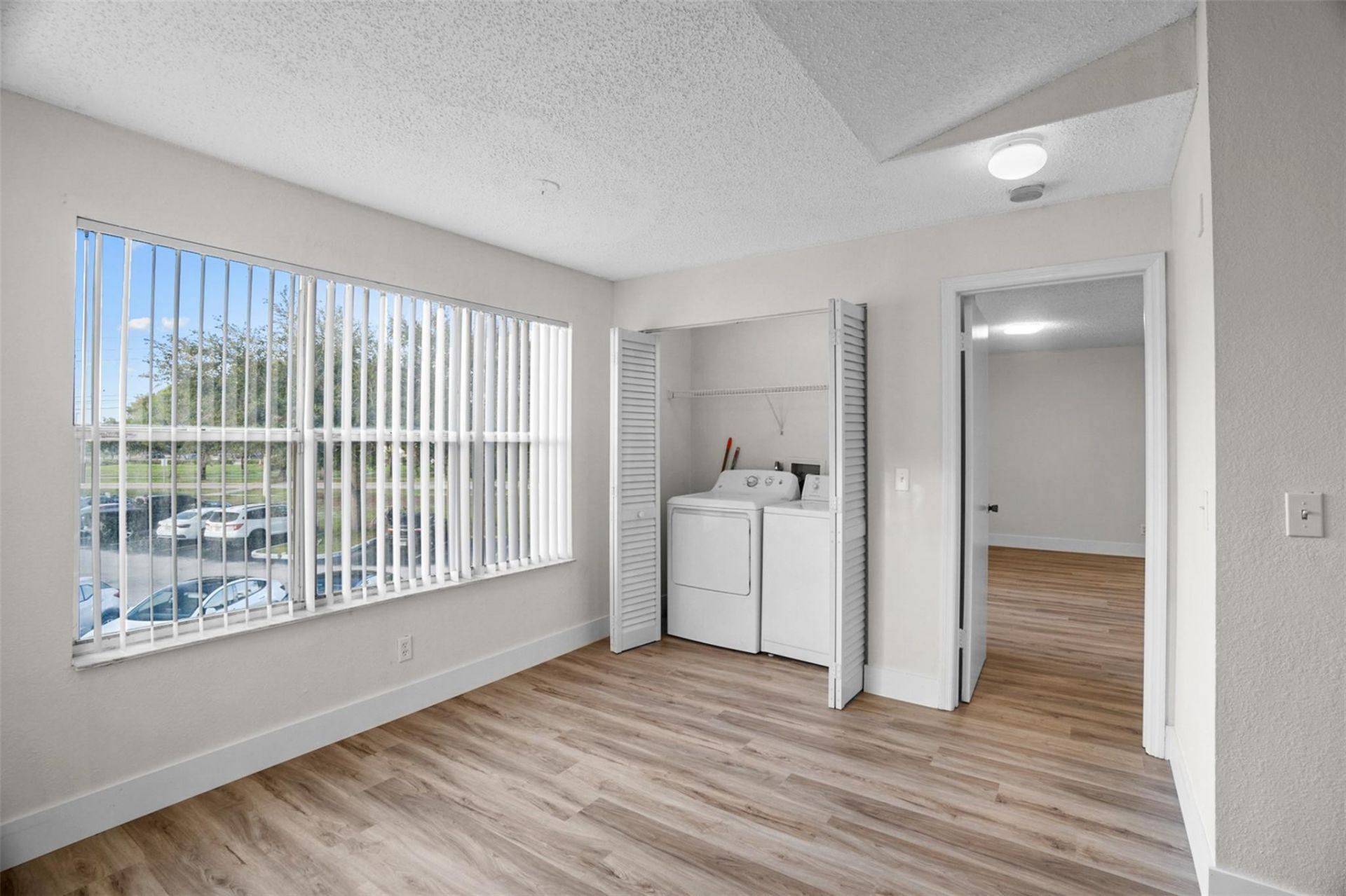 12730 Vista Isles Drive, Unit 821, Sunrise, FL 33325 Photo