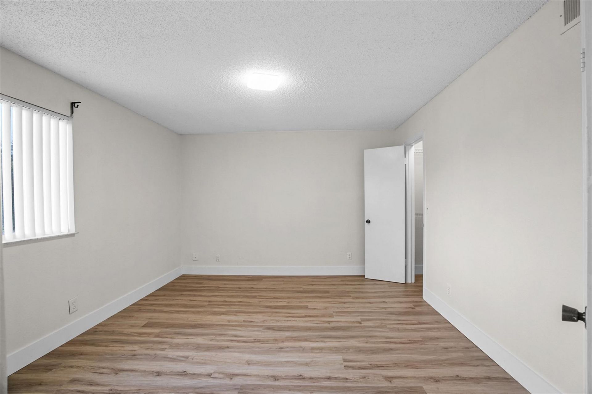 12730 Vista Isles Drive, Unit 821, Sunrise, FL 33325 Photo