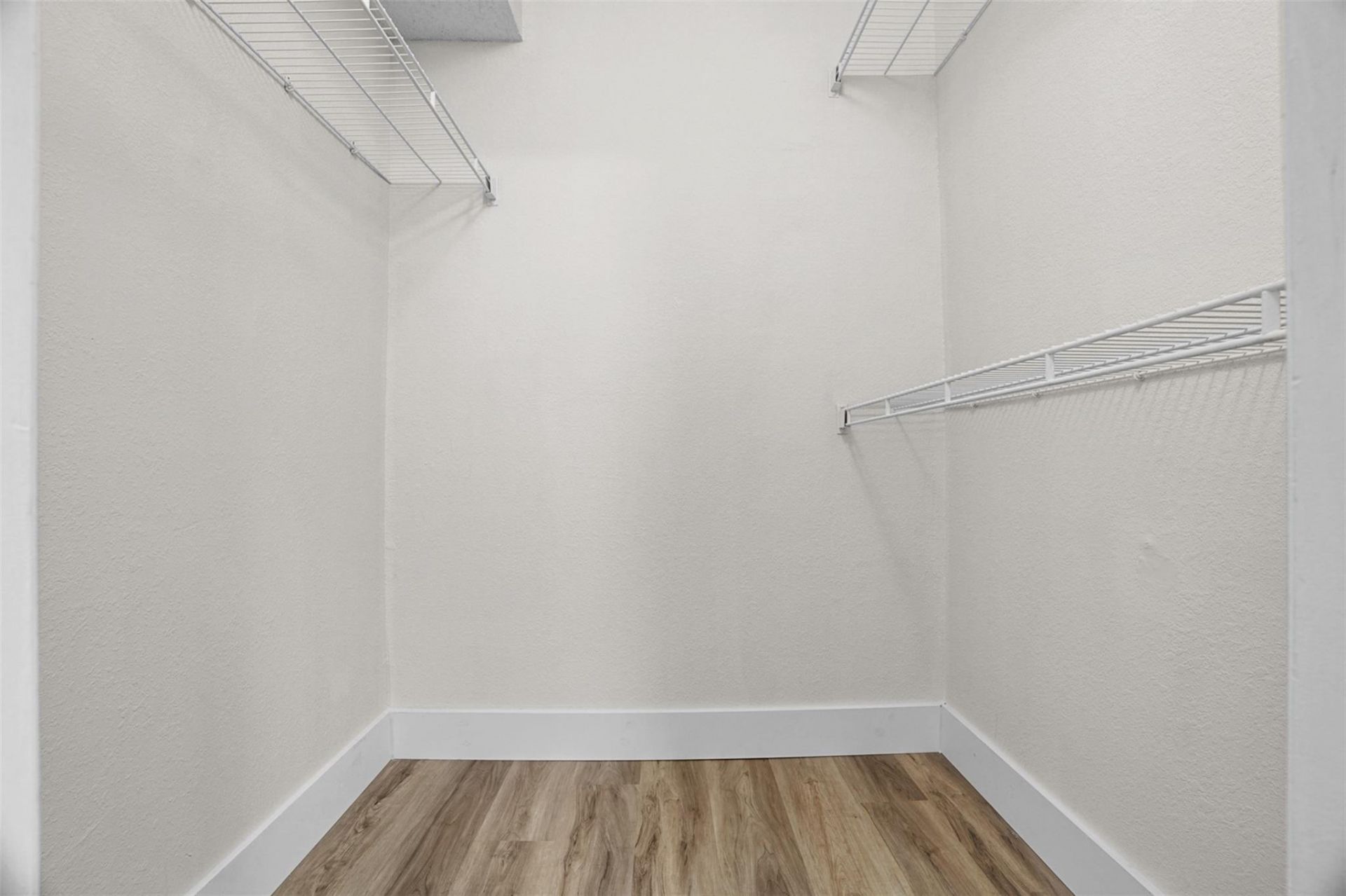 12730 Vista Isles Drive, Unit 821, Sunrise, FL 33325 Photo