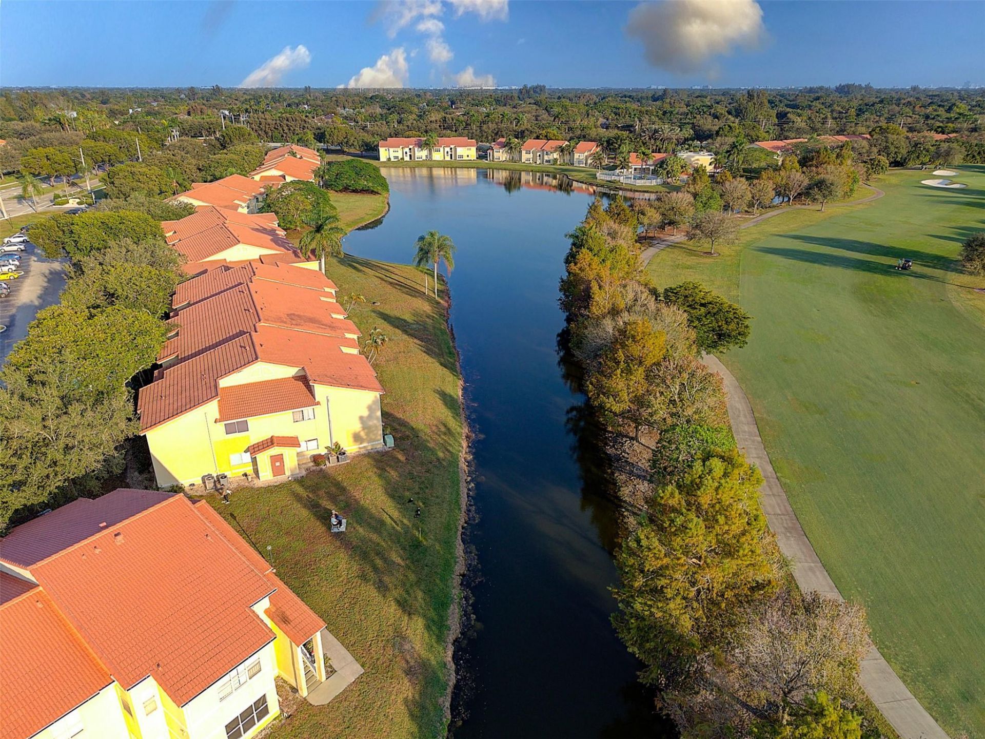 12730 Vista Isles Drive, Unit 821, Sunrise, FL 33325 Photo