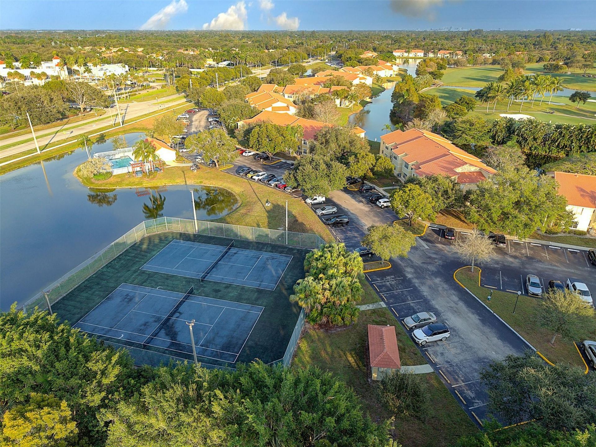 12730 Vista Isles Drive, Unit 821, Sunrise, FL 33325 Photo
