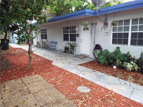 898 NE 39TH Street, Unit 2, Oakland Park, FL 33334