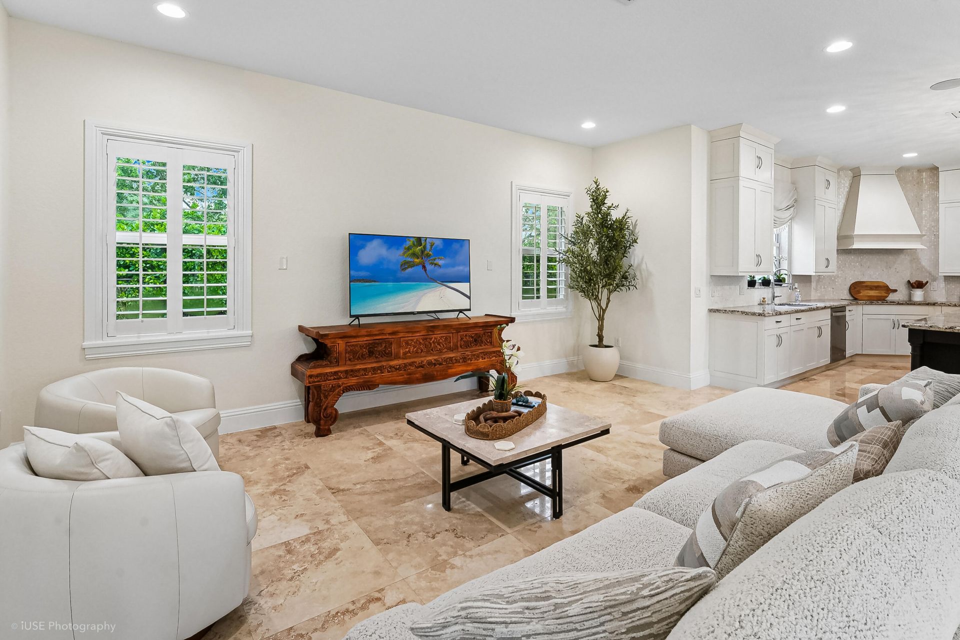 2825 Jockey Circle W, Davie, FL 33330 Photo
