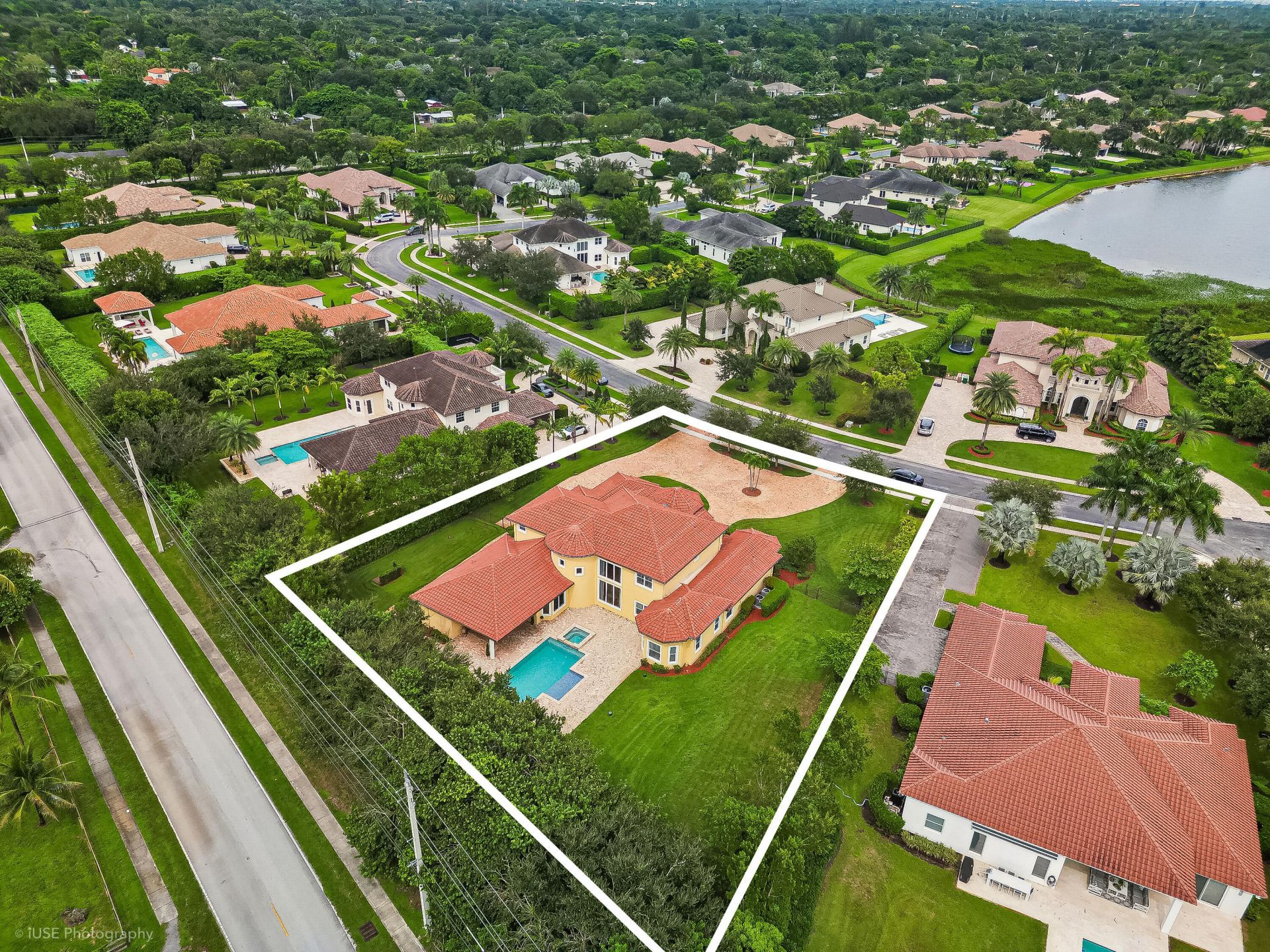 2825 Jockey Circle W, Davie, FL 33330 Photo