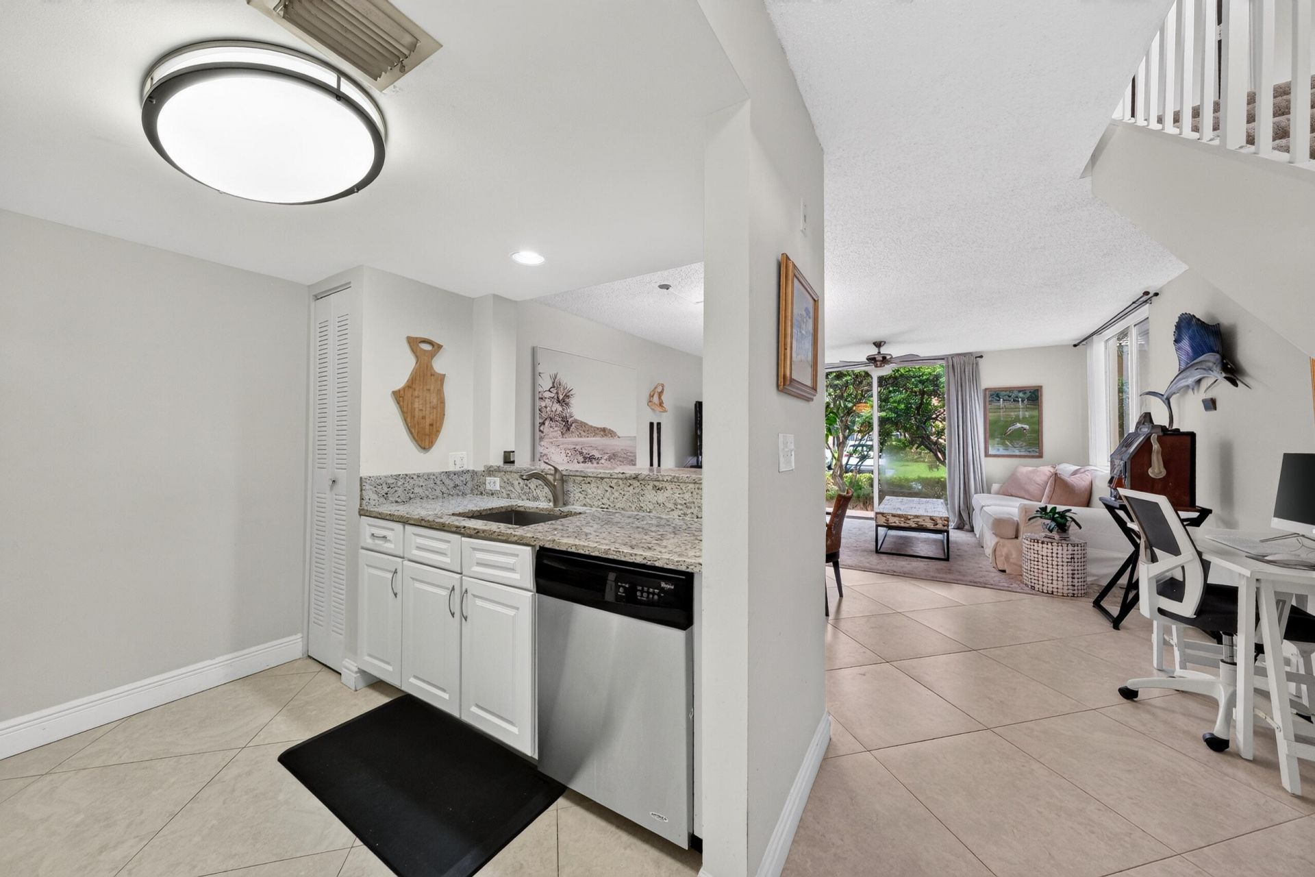 600 Scotia Drive, Unit 108, Hypoluxo, FL 33462 Photo