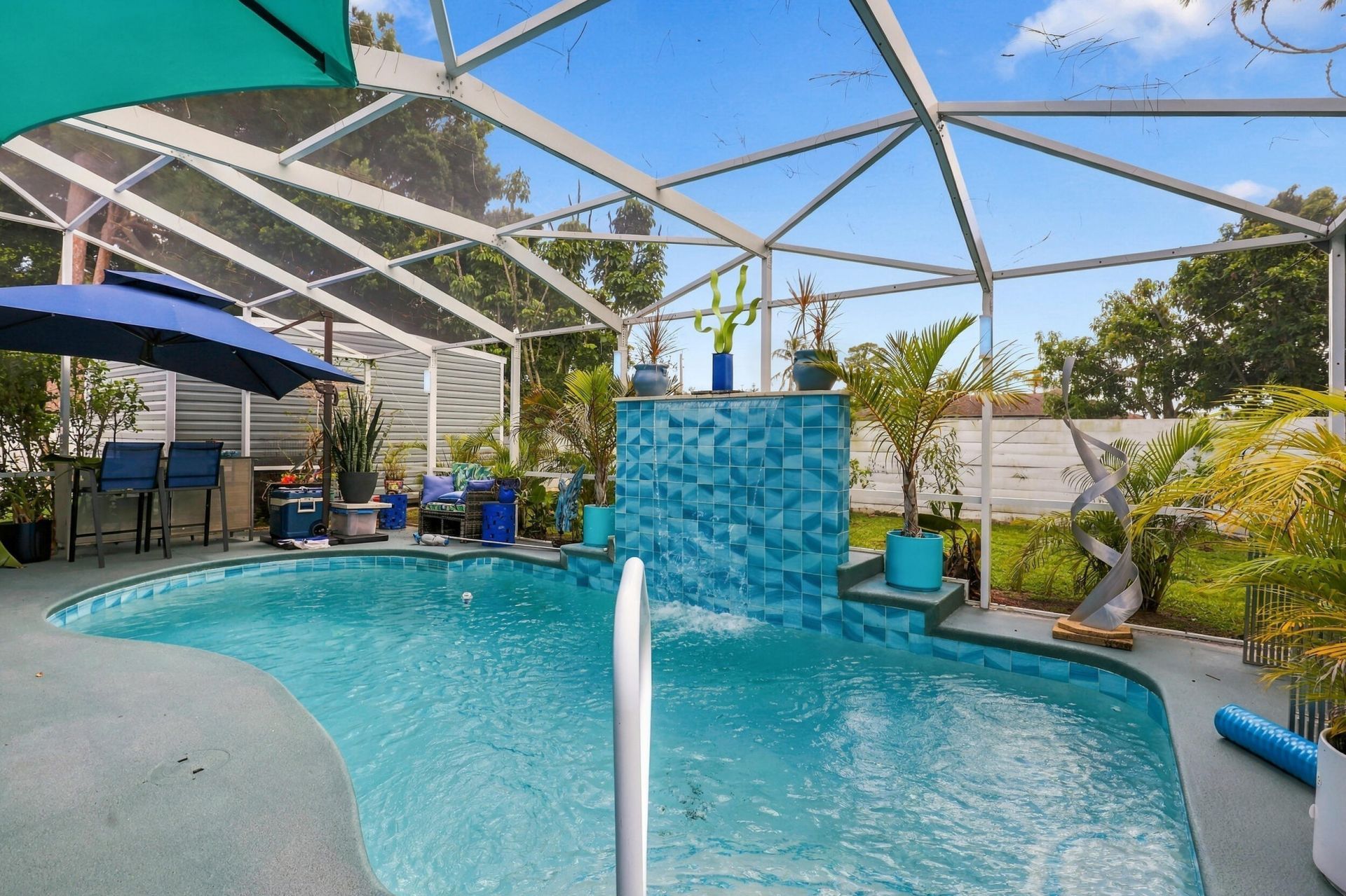 562 SW Eyerly Avenue, Port Saint Lucie, FL 34983 Photo
