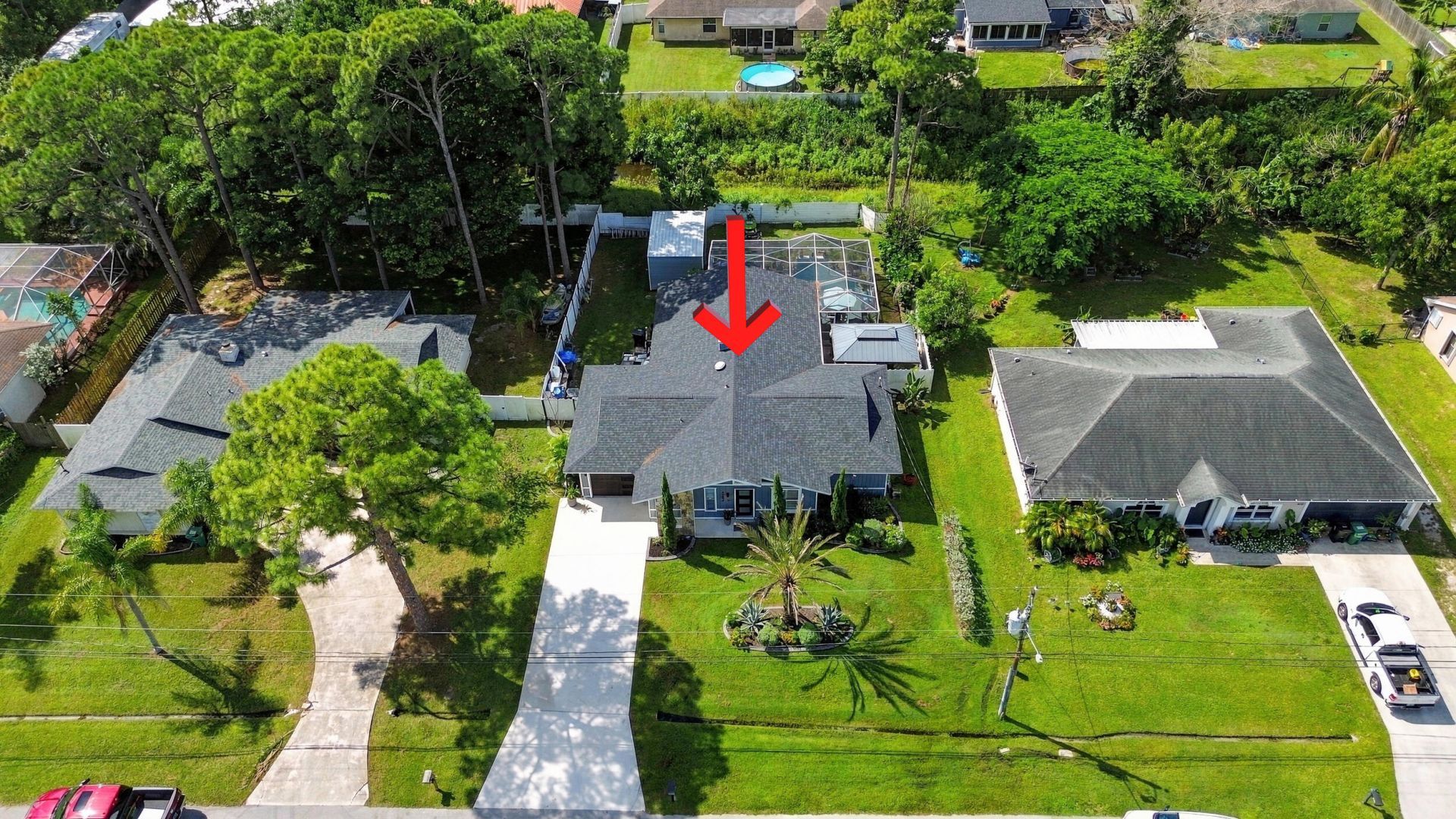 562 SW Eyerly Avenue, Port Saint Lucie, FL 34983 Photo
