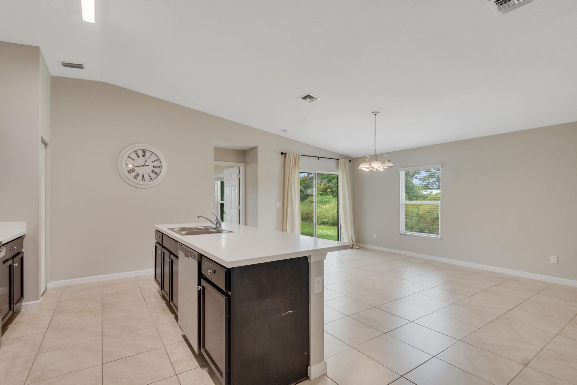 718 NE Perch Lane, Port Saint Lucie, FL 34983 Photo