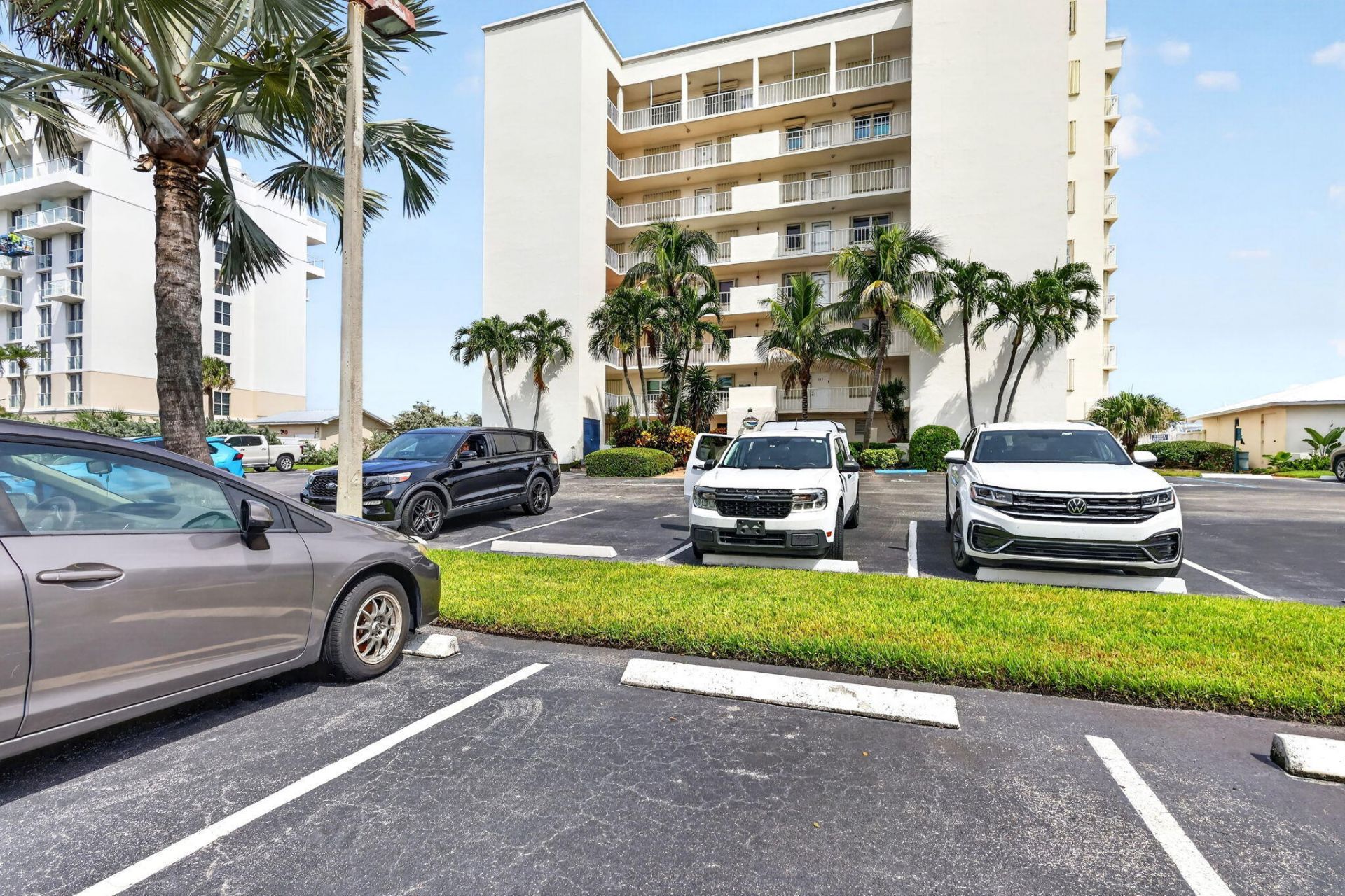 10980 S Ocean Drive, Unit 312, Jensen Beach, FL 34957 Photo